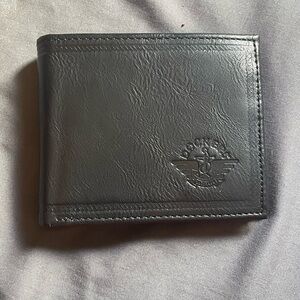 Dockers wallet